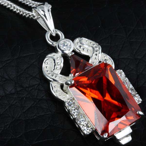 GENUINE RUBY & GARNET QUARTZ PENDANT & CHAIN IN HALLMARKED 925 STERLING SILVER