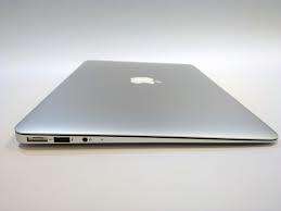 Macbook Air 11" i5 259 gig SSD