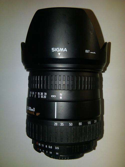 SIGMA 28-200mm F3.5-5.6 D ASPHERICAL IF LENS - NIKON MOUNT - (PRE OWNED)