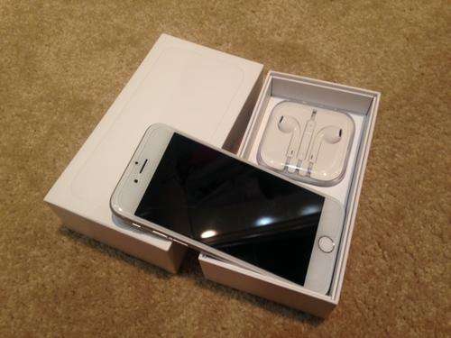 IPhone 6 64GB White/Silver *Great Condition*