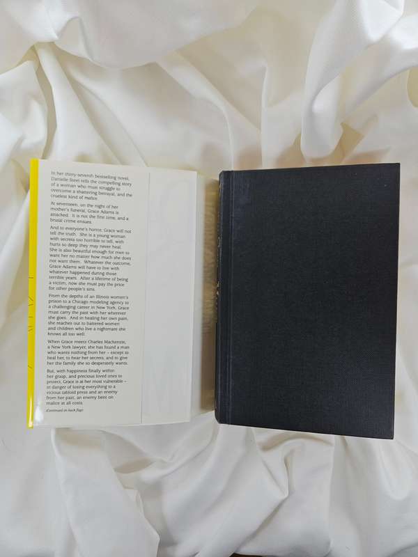 Malice by Danielle Steel - Hardback