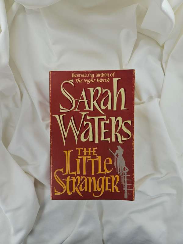 The Little Strangers by Sarah Waters - Paperback