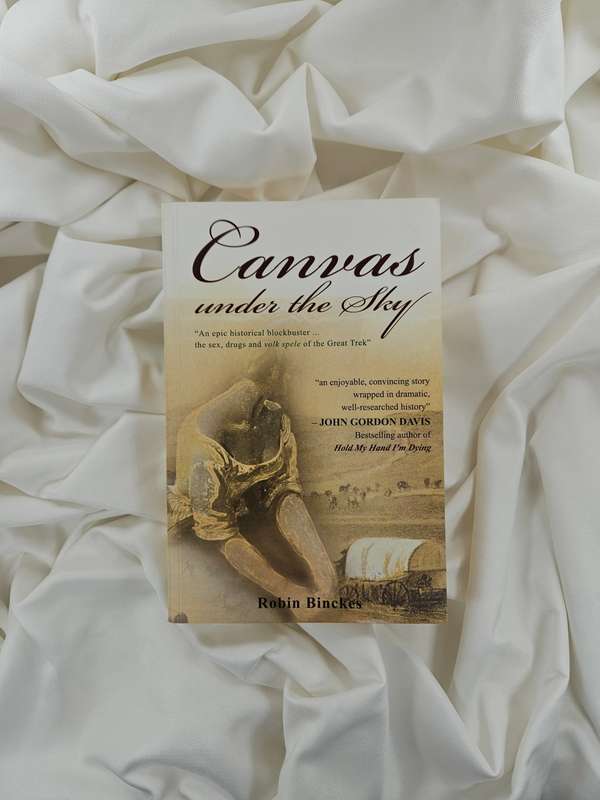 Canvas under the Sky by Robin Binckes - Paperback