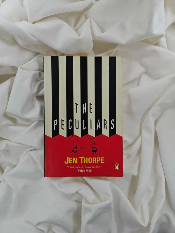 The Peculiars by Jen Thorpe - Paperback