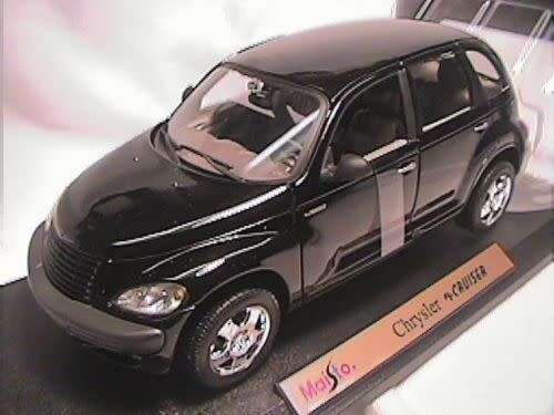Maisto Chrysler PT Cruiser 1/18 Special Edition 2001 Maroon - Packaging damaged (90159318958)