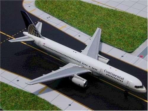 Boeing 757-200 Continental Airlines - 1/400 Scale (TAS007788)(GJCOA273)(Gemini Jets)