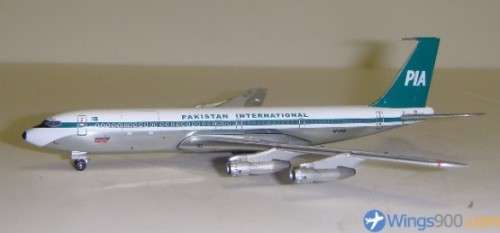 Boeing 707-300C PIA Pakistan International - 1/400 Scale (ACAPAWY)(TAS008613)(AeroClassics)