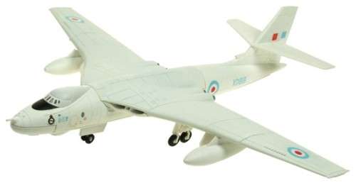 Vickers Valiant BK.1 - 1/144 Scale (AV72FB003)(TAS018653)(Aviation 72)
