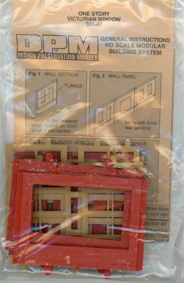 One Storey Victorian Window - H0 Scale (DPM301-47)(TAS017021)(Design Preservation Models)