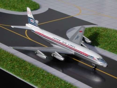 Douglas DC-8-32 JAL Japan Airlines - 1/400 Scale (GJJAL229)(TAS007706)(Gemini Jets)