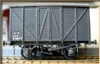 CWR V4 Mink van 8` 01/2` Height - 00 Gauge (CC1007)(Cooper Craft)
