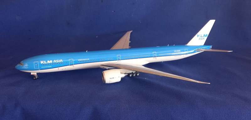 Boeing 777-300ER KLM Asia - 1/200 Scale (XX2447)(TAS6157)(JC Wings)