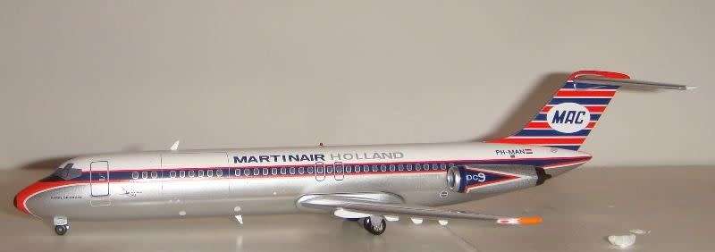 Douglas DC-9-32 Martinair Holland - 1/200 Scale (IF932060)(TAS018697)(Inflight 200)