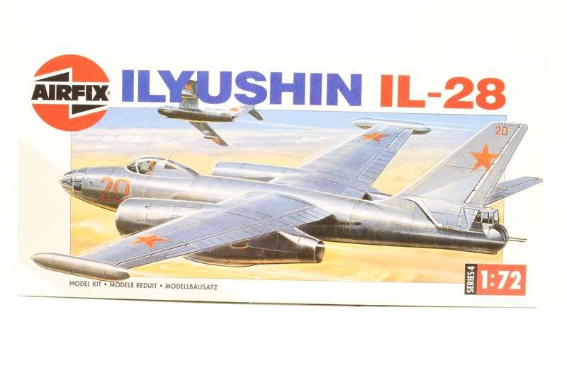 Ilyushin IL-28 - 1/72 Scale (A04010)(TAS3013)(Airfix)
