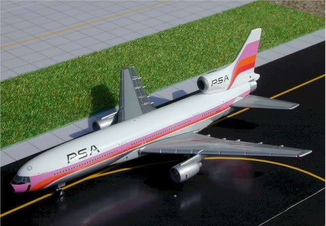 Lockheed L-1011-385-1 TriStar PSA - 1/400 Scale (GJPSA065)(Gemini Jets)