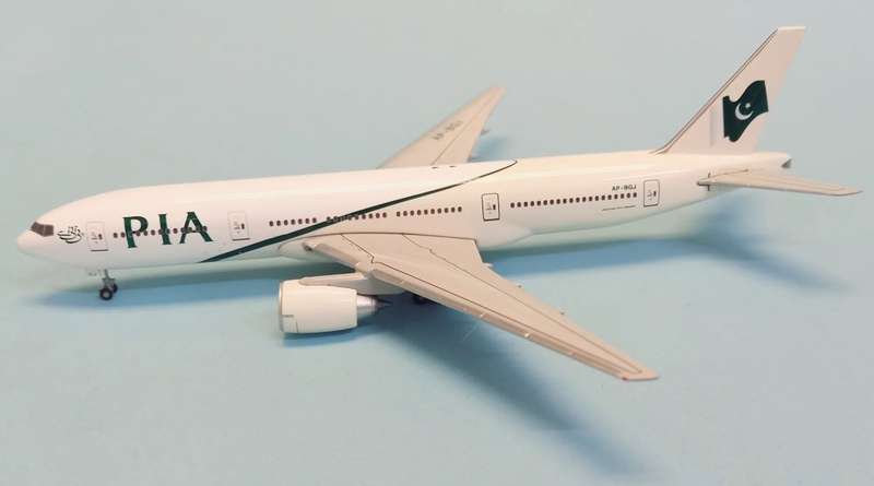 Boeing 777-200 PIA Pakistan International Airways - 1/400 Scale (GJPIA496)(Gemini Jets)