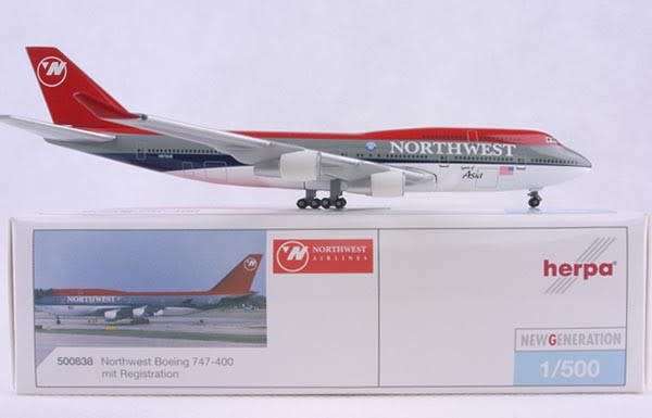 Boeing 747-400 Northwest Airlines - 1/500 Scale (HW500838)(TAS007623)(Herpa Wings)