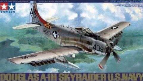 Douglas Skyraider A-1H US Navy - 1/48 Scale (TAM61058)(Tamiya)