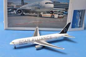 Boeing 767-300ER Lufthansa - 1/500 Scale (HW502795)(Herpa Wings)