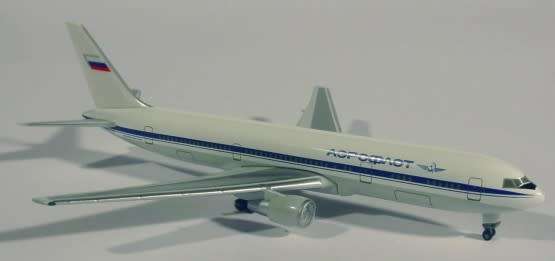Boeing 767-300 Aeroflot - 1/500 Scale (HW513081)(Herpa Wings)