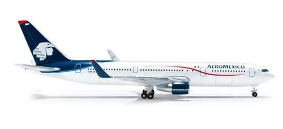 Boeing 767-300 AeroMexico - 1/500 Scale (HW518987)(TAS017759)(Herpa Wings)