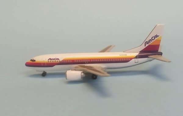 Boeing 737-800 AirCal - 1/400 Scale (JX005)(TAS015660)(Jet-X)
