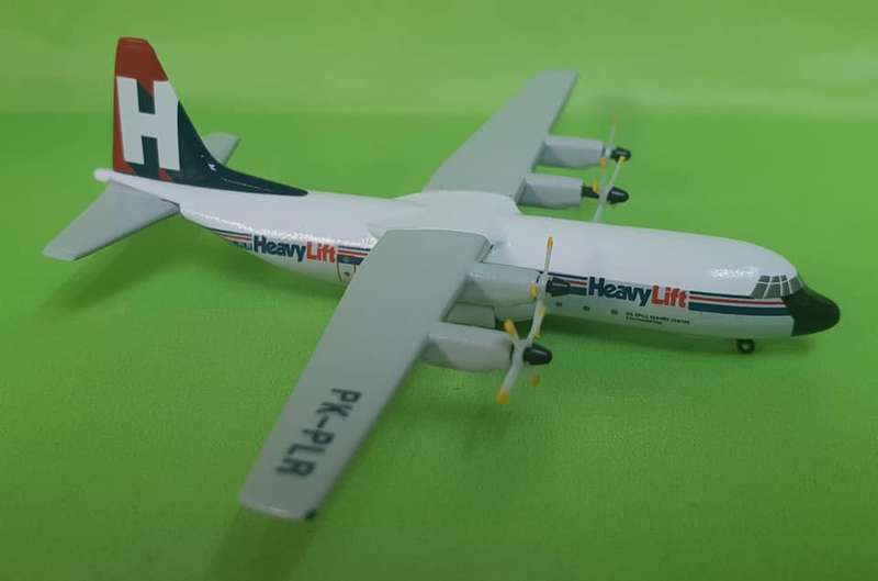 Lockheed L-100-30 HeavyLift - 1/500 Scale (HW510882)(TAS002952)(Herpa Wings)