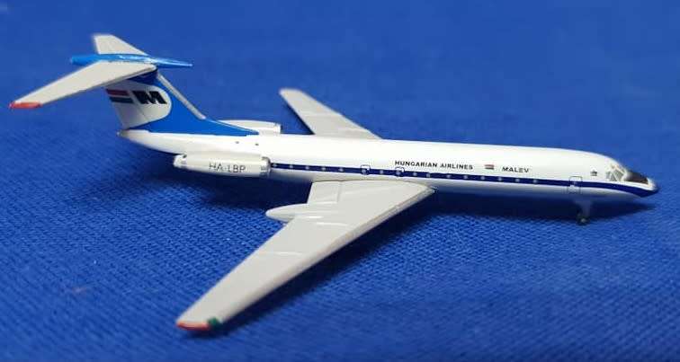 Tupolev Tu-134A Malev Hungarian Airlines - 1/500 Scale (HW512145)(TAS002936)(Herpa Wings)