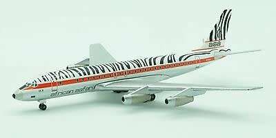Douglas DC-8-30 African Safari Airways - 1/500 Scale (HW523233)(Herpa Wings)