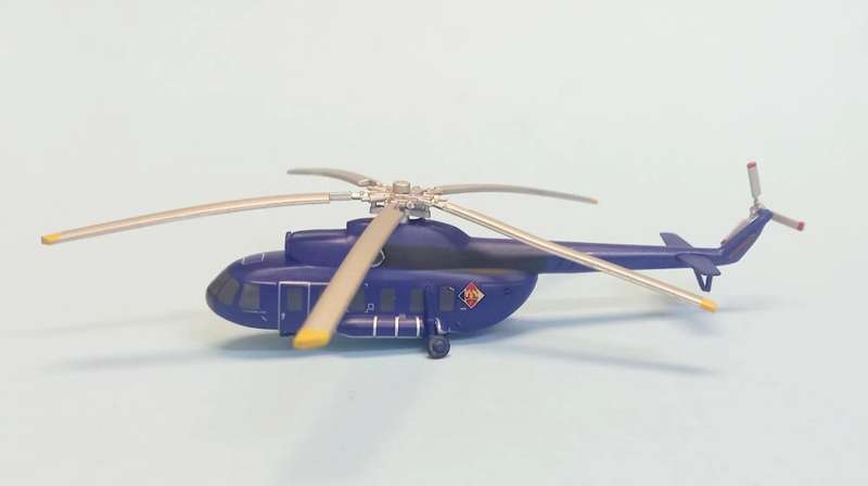 Mil Mi-8S East Germany Navy - 1/200 Scale (HW555890)(TAS6165)(Herpa Wings)