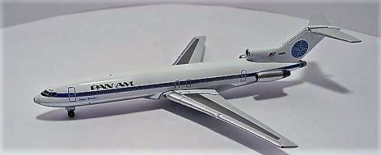 Boeing 727-200 Pan Am - 1/500 Scale (SJPAA109B)(TAS001911)(StarJets)