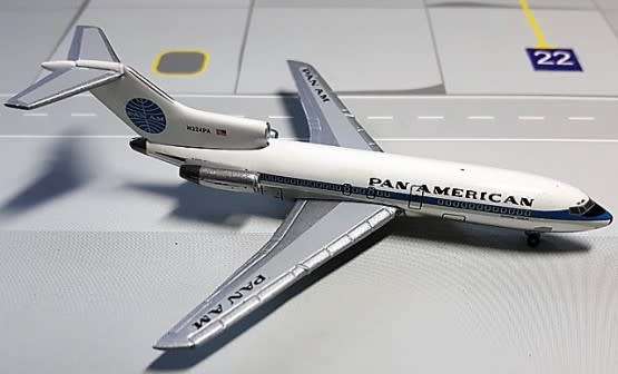 Boeing 727-100 Pan Am - 1/500 Scale (SJPAA106)(StarJets)