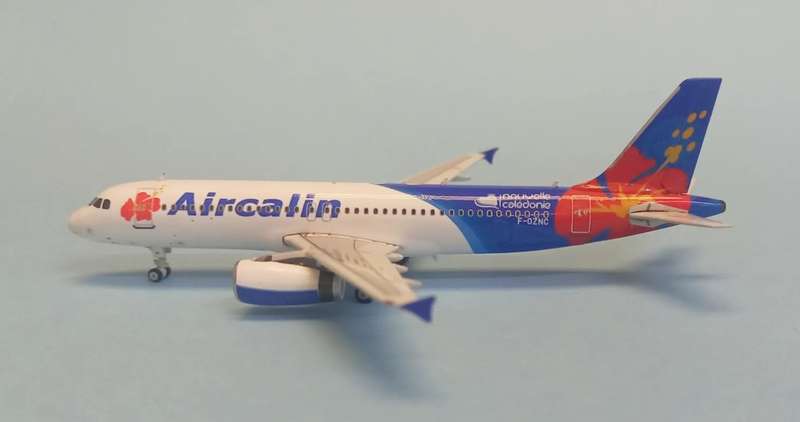 Airbus A320-200 Aircalin - 1/400 Scale (11056)(TAS4272)(Phoenix Models)