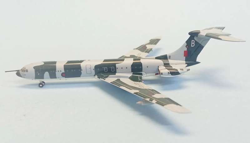 Vickers Standard VC-10 RAF -1/400 Scale (JX554)(TAS4382)(Jet X)