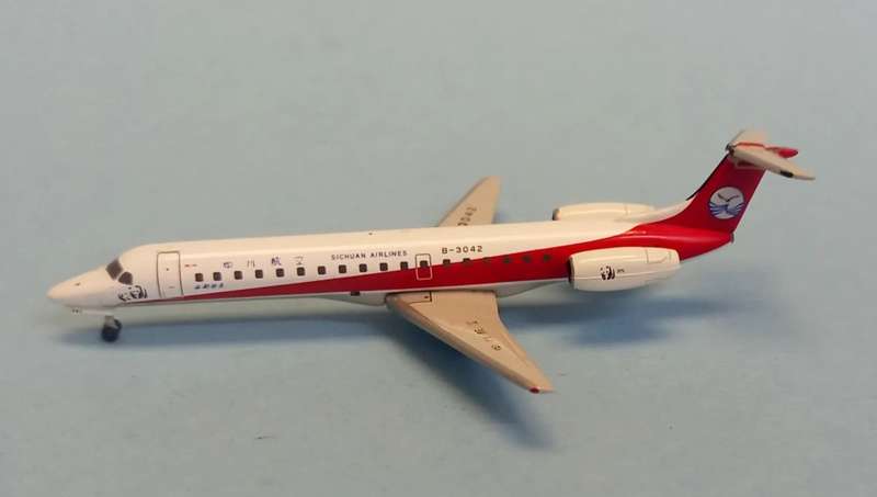 Embraer 145 Sichuan -1/400 Scale (PHX059)(TAS4360)(Phoenix Models)