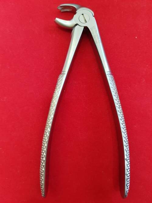 Extracting Forceps No22 Lower Molars German Stainless steel