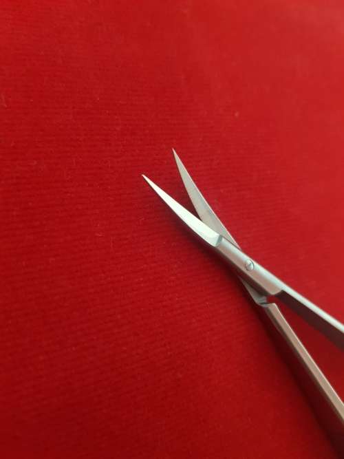 (TC) Castroviejo Scissor Flat Handle 14cm Curved German Stainless Steel