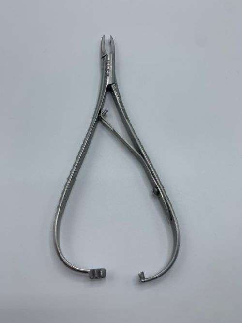 Mathieu Needle Holder 14cm German Stainless Steel