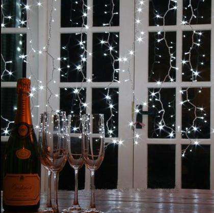 Twinkle Icicle Lights for Christmas Decor!
