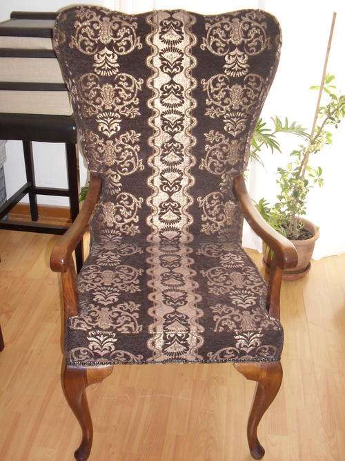 FANCY HIGHBACK CHAIRS