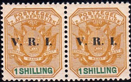 ZAR 2nd BRITISH OCCUPATION 1900: ARMS PAIR 1 SHILLING OVERPRINTED "V.R.I." (SACC239)