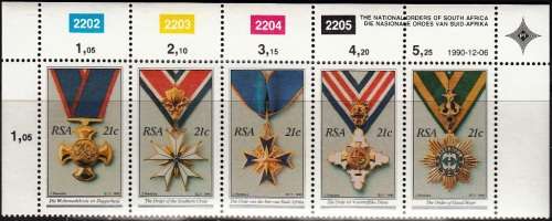 RSA 1990: THE NATIONAL ORDERS OF SA CONTROL STRIP OF 5 MNH (SACC 735-739)