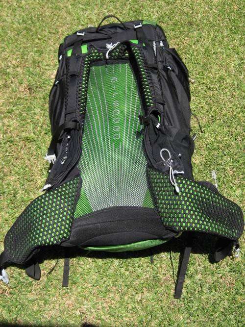 OSPREY EXOS 58 ULTRALIGHT MENS BACKPACK - LIKE NEW