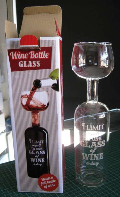 WINE BOTTLE GLASS