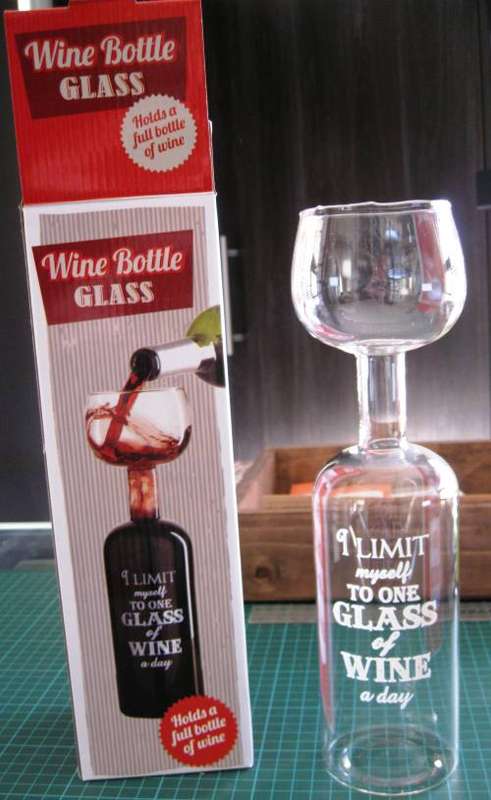 WINE BOTTLE GLASS