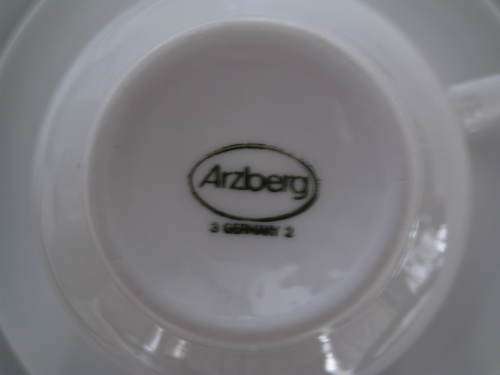 ARZBERG 54 PIECE TEA SET