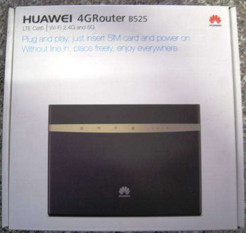HUAWEI WIFI ROUTER B525s-65a EXCELLENT WORKING CONDITION ORIGINAL BOX