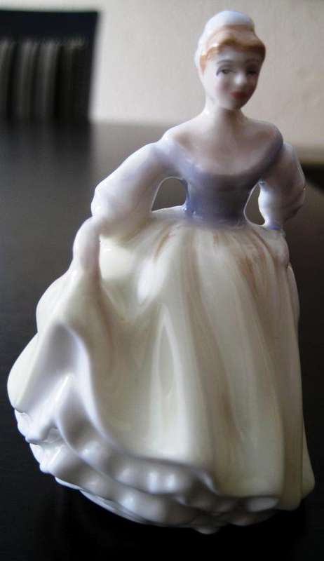 ROYAL DOULTON PORCELAIN: FAIR LADY (Vintage miniture)   FREE Postage