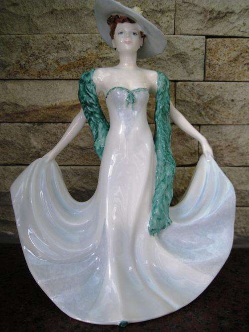Coalport Porcelain Figure - "Elegance" From Ladies Of Fashion Series (Free Postage)
