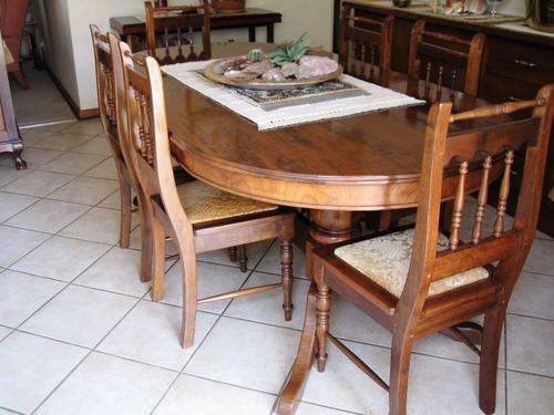 Dining Room Suite in solid Imbuia; 6 Seater: Prestine Condition !!!!